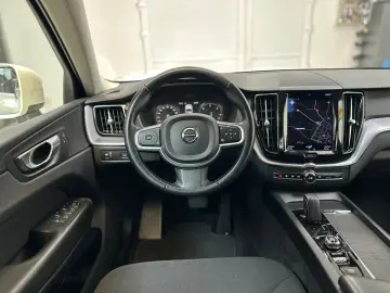 Volvo Xc60 Hybrid benzina 2.0 2021 Automata