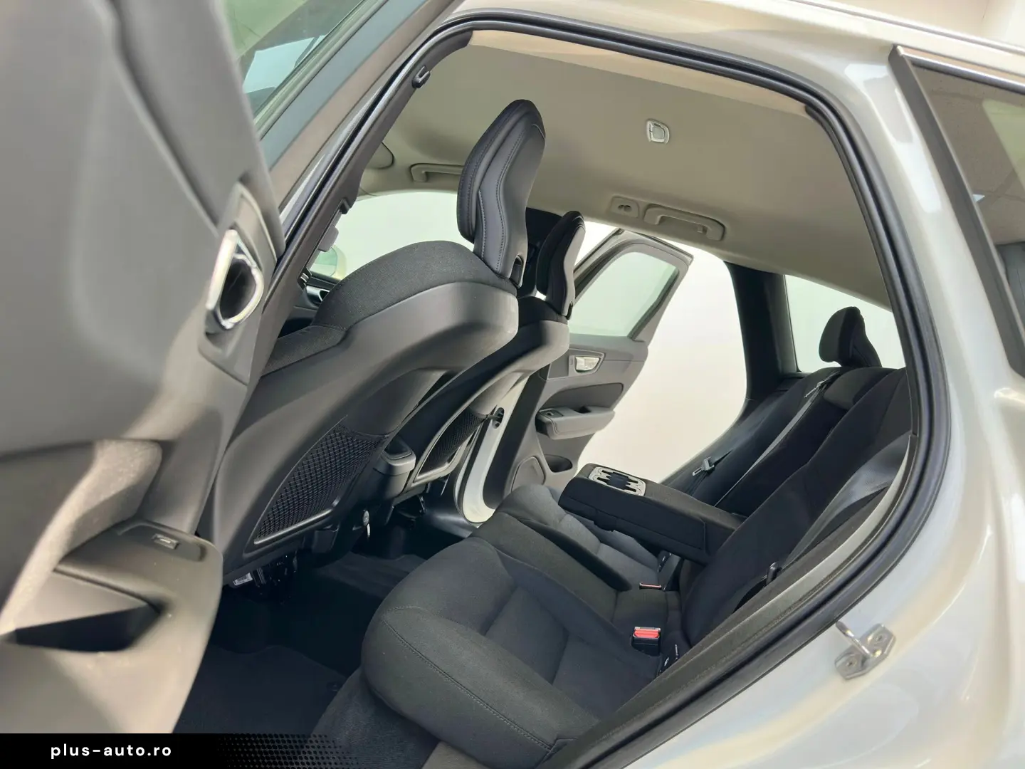 Volvo Xc60 Hybrid benzina 2.0 2021 Automata