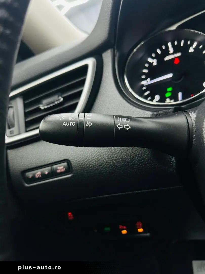 NISSAN X-TRAIL 2015 1.6D E5 Garantie 12 Luni Rate Avans 0 Do