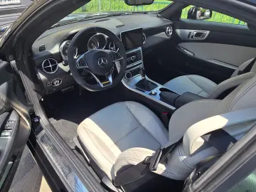 Mercedes-Benz SLK 200