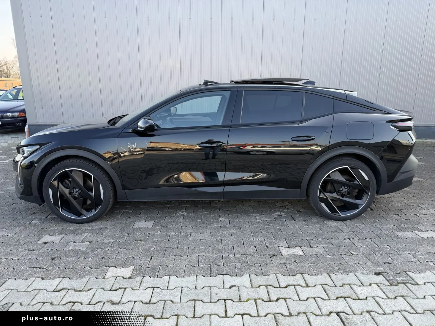 PEUGEOT 408 Hybrid 225 GT