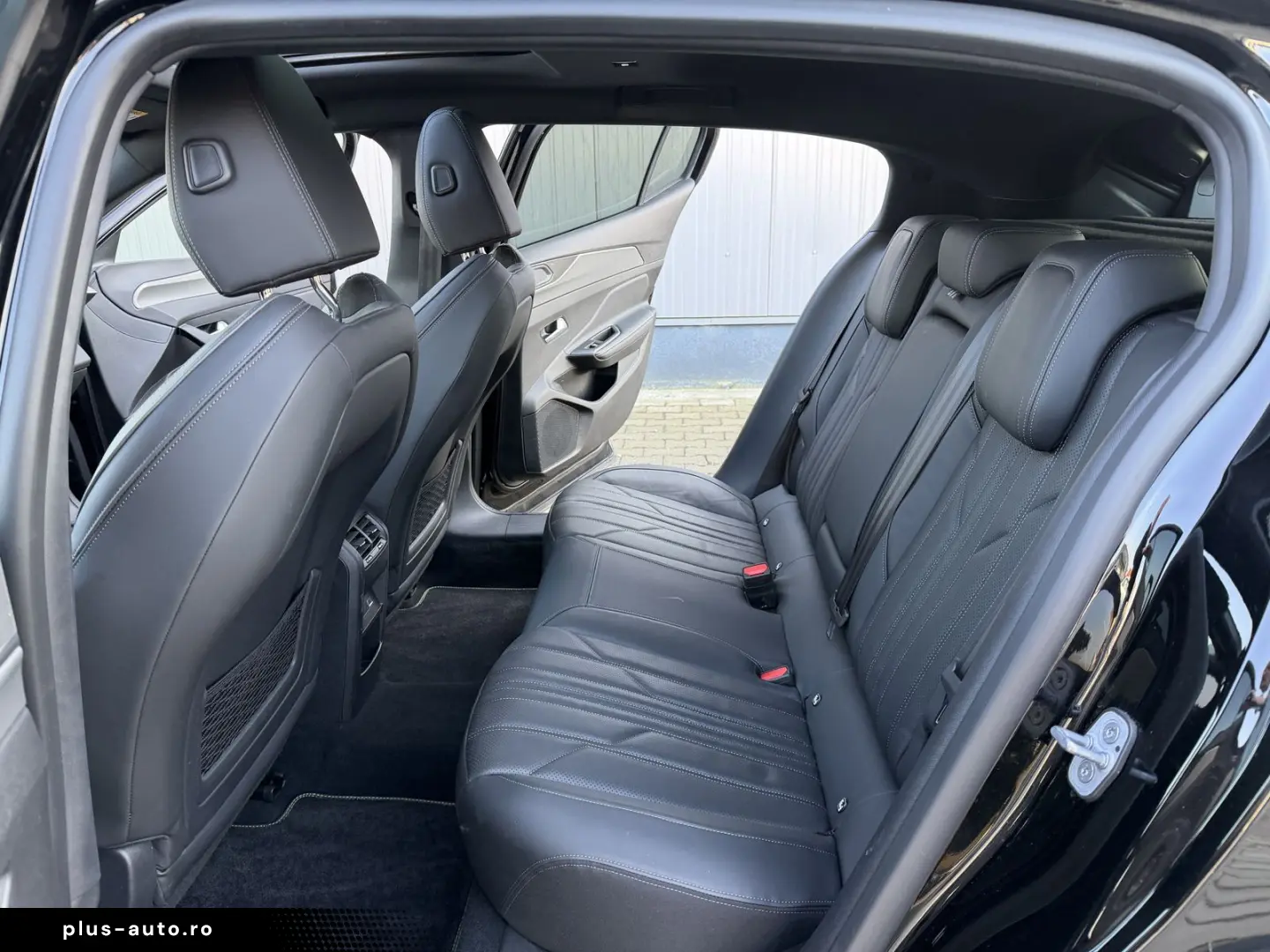 PEUGEOT 408 Hybrid 225 GT