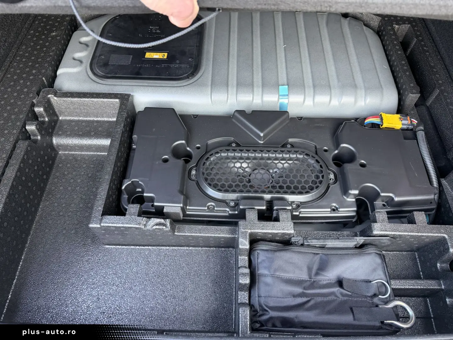 PEUGEOT 408 Hybrid 225 GT