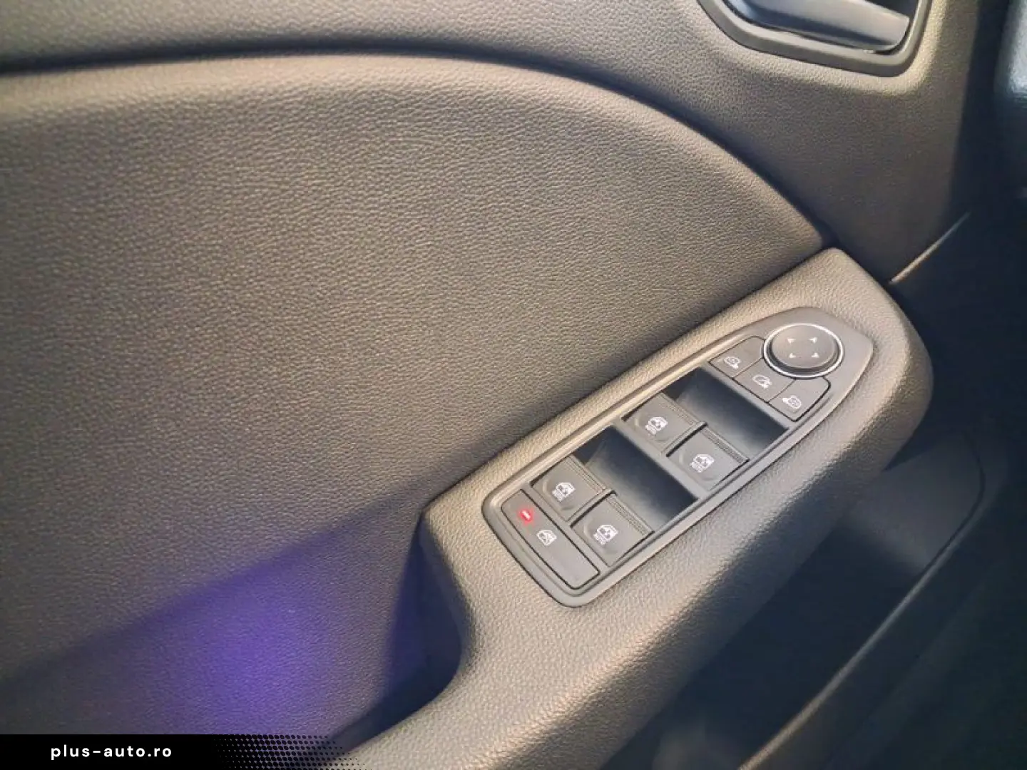 RENAULT CLIO 1.0 TCe 90CP Intens