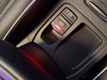 RENAULT CLIO 1.0 TCe 90CP Intens