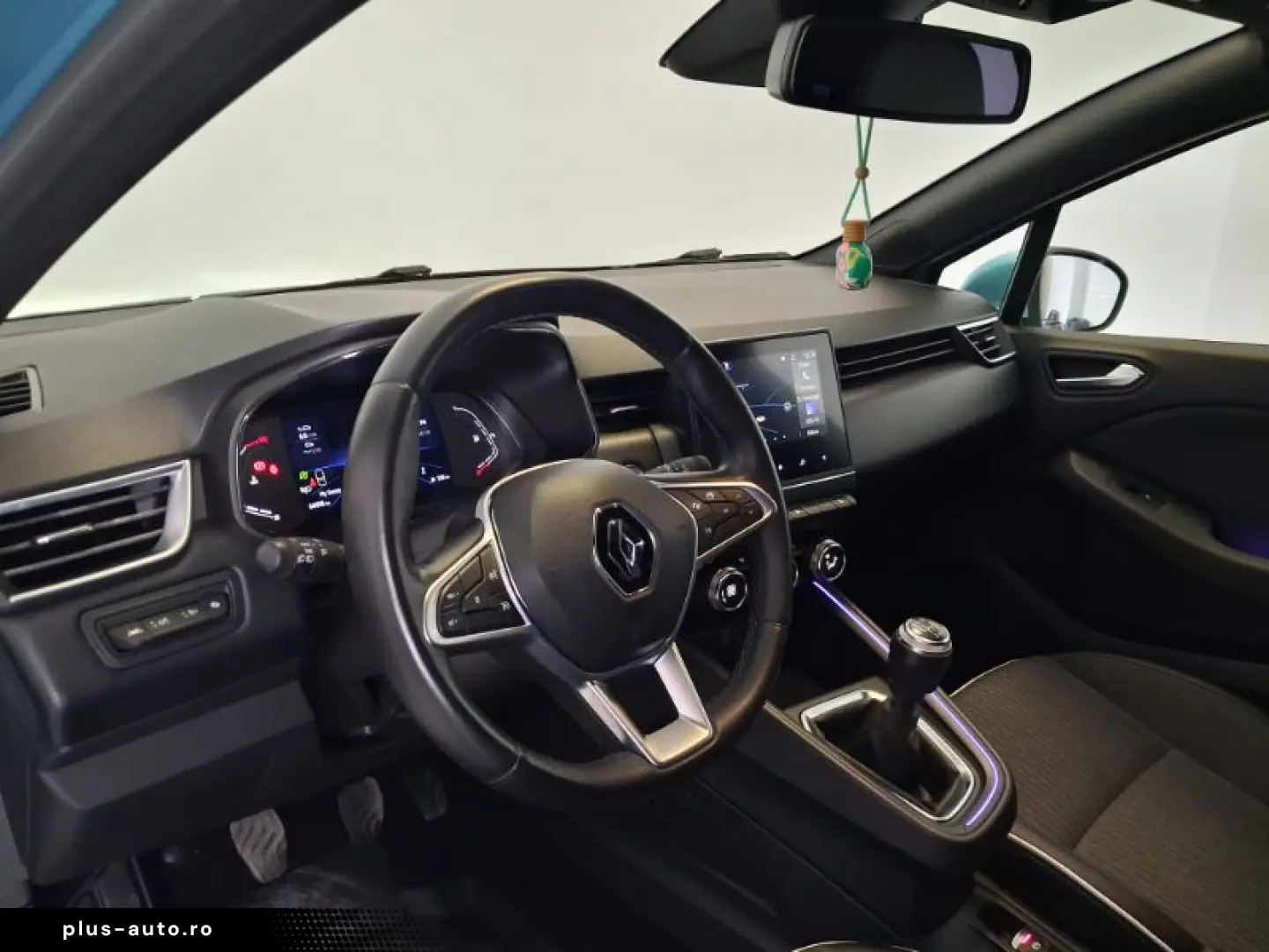 RENAULT CLIO 1.0 TCe 90CP Intens