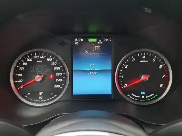 MERCEDES-BENZ GLC Coupe 200 4Matic AHK Navi RFK LED DAB