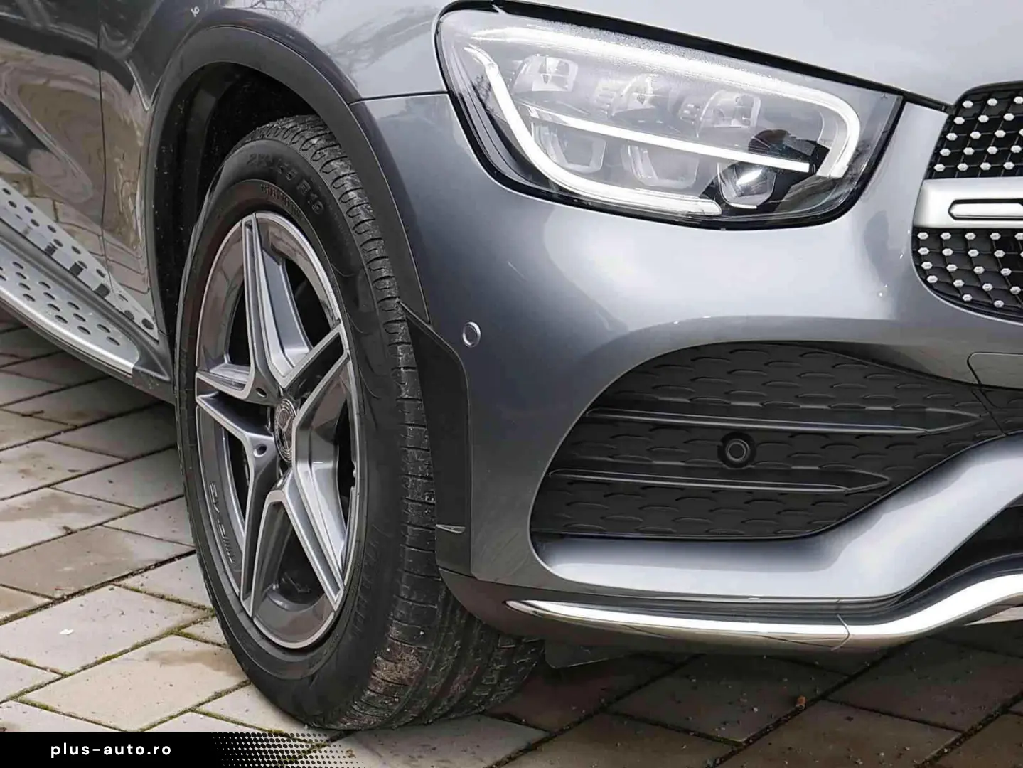 MERCEDES-BENZ GLC 300 d 4M Coupé AMG HUD URBAN GUARD LED