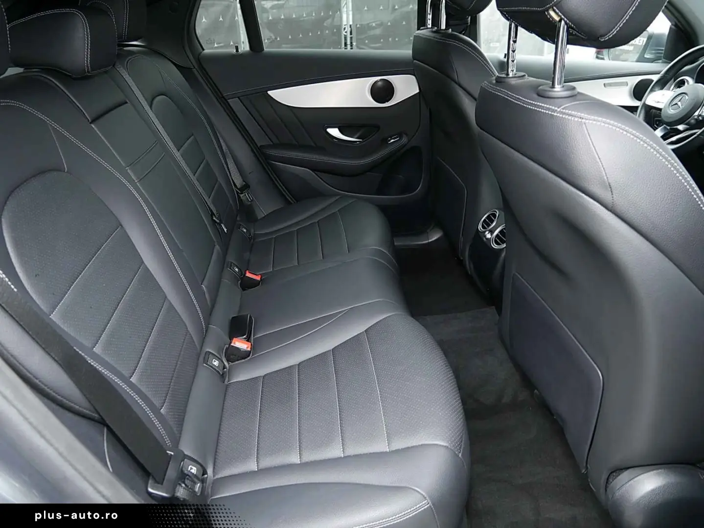 MERCEDES-BENZ GLC 300 d 4M Coupé AMG HUD URBAN GUARD LED