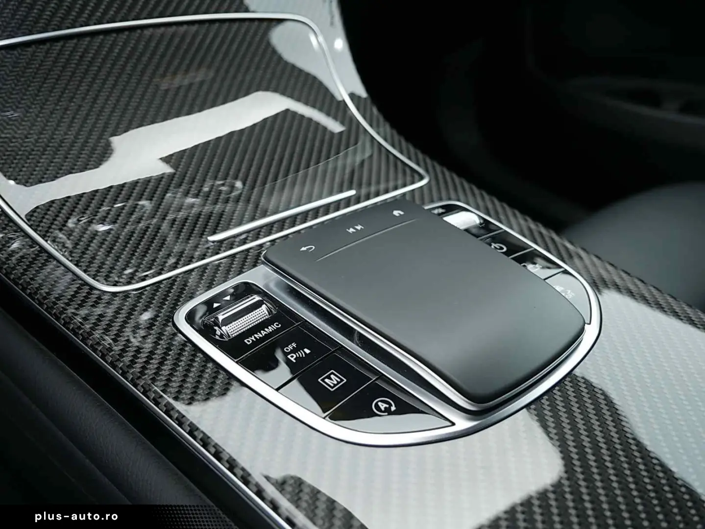 MERCEDES-BENZ GLC 300 d 4M Coupé AMG HUD URBAN GUARD LED