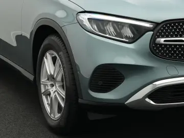 MERCEDES-BENZ GLC 200 4MATIC Coupé AVANTGARDE Advanced AHK