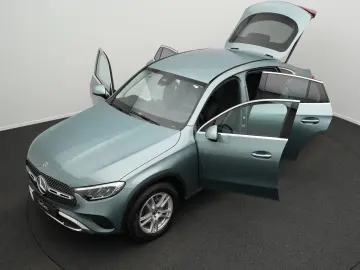 MERCEDES-BENZ GLC 200 4MATIC Coupé AVANTGARDE Advanced AHK