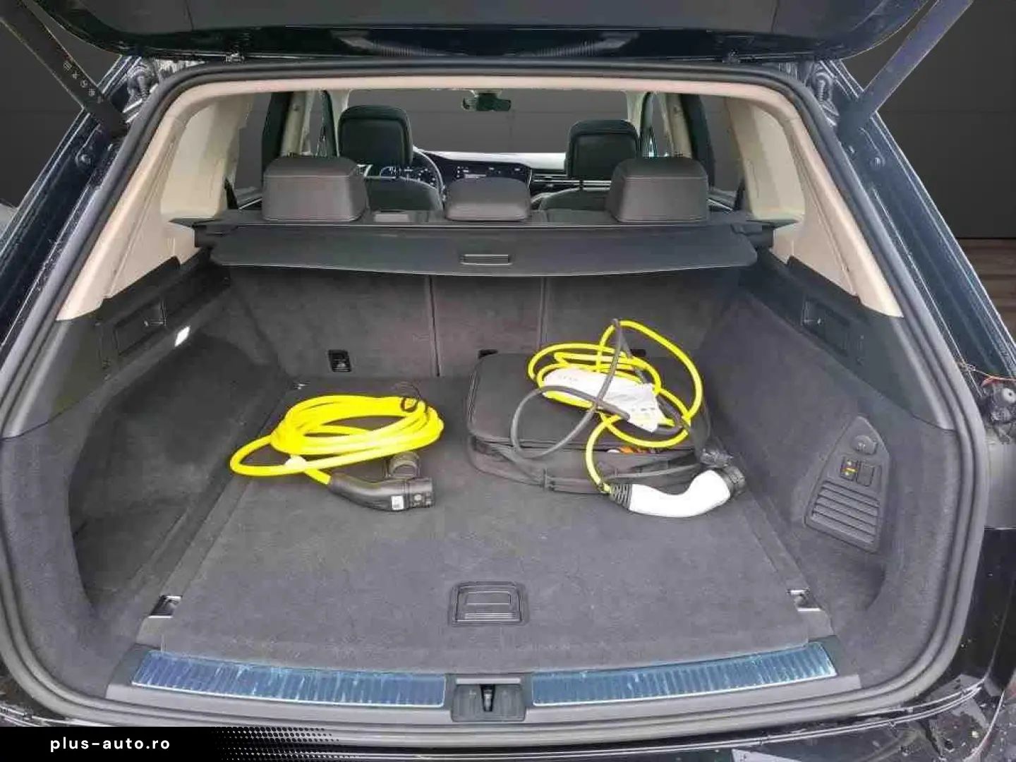 Volkswagen Touareg Elegance 4Motion 3.0 electric TSI eHybrid