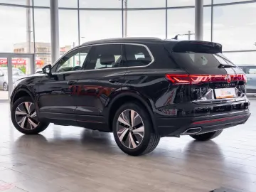 Volkswagen Touareg Elegance 4Motion 3.0 electric TSI eHybrid