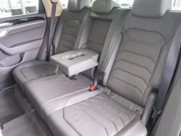 Volkswagen Touareg Elegance 4Motion 3.0 electric TSI eHybrid