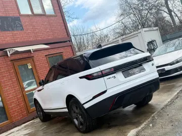 Land-Rover Range-Rover-Velar