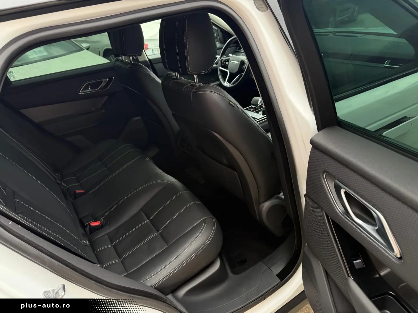 Land-Rover Range-Rover-Velar