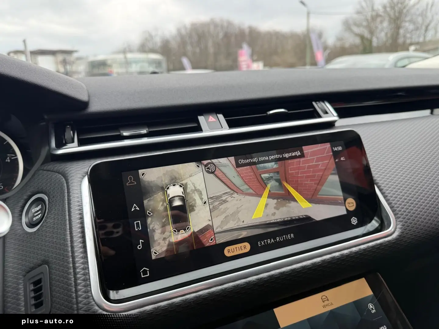 Land-Rover Range-Rover-Velar