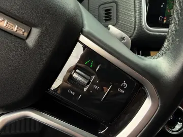 Land-Rover Range-Rover-Velar