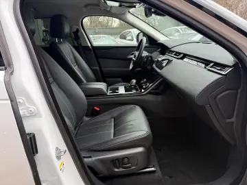 Land-Rover Range-Rover-Velar