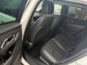 Land-Rover Range-Rover-Velar