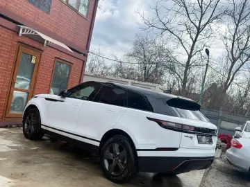 Land-Rover Range-Rover-Velar