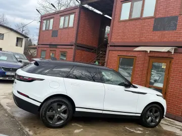Land-Rover Range-Rover-Velar