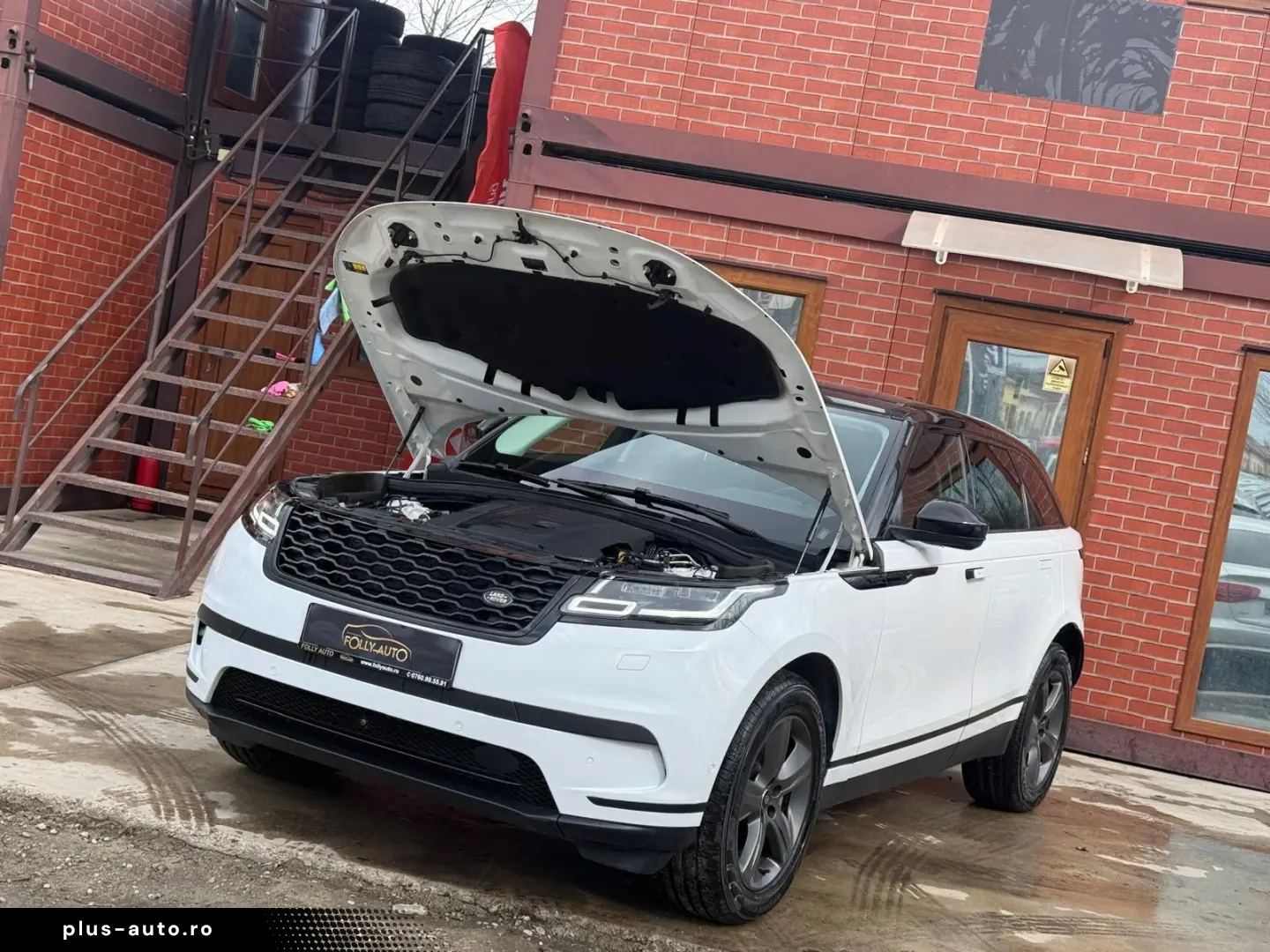 Land-Rover Range-Rover-Velar