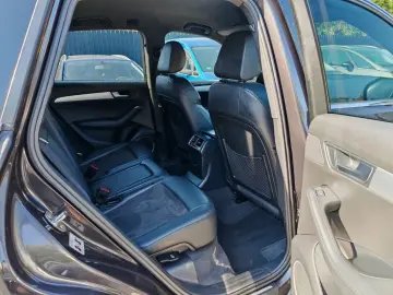 Audi Q5 2.0Tdi Quattro    Vindem in Rate Avans Zero cu Bulet