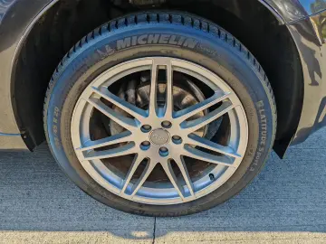 Audi Q5 2.0Tdi Quattro    Vindem in Rate Avans Zero cu Bulet