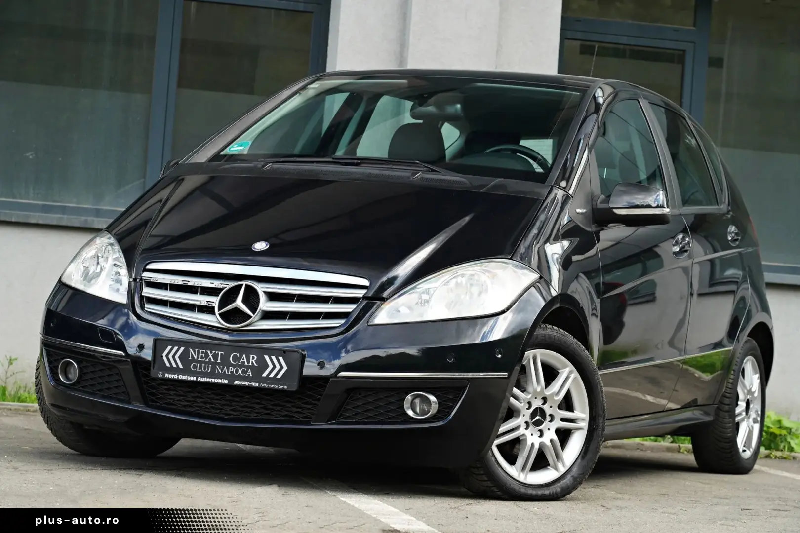 Mercedes-Benz A-180
