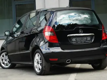 Mercedes-Benz A-180