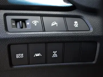 Hyundai Grand-Santa-Fe