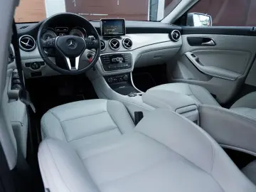 Mercedes-Benz Cla Gen-C117-2013-2018