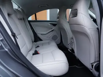 Mercedes-Benz Cla Gen-C117-2013-2018