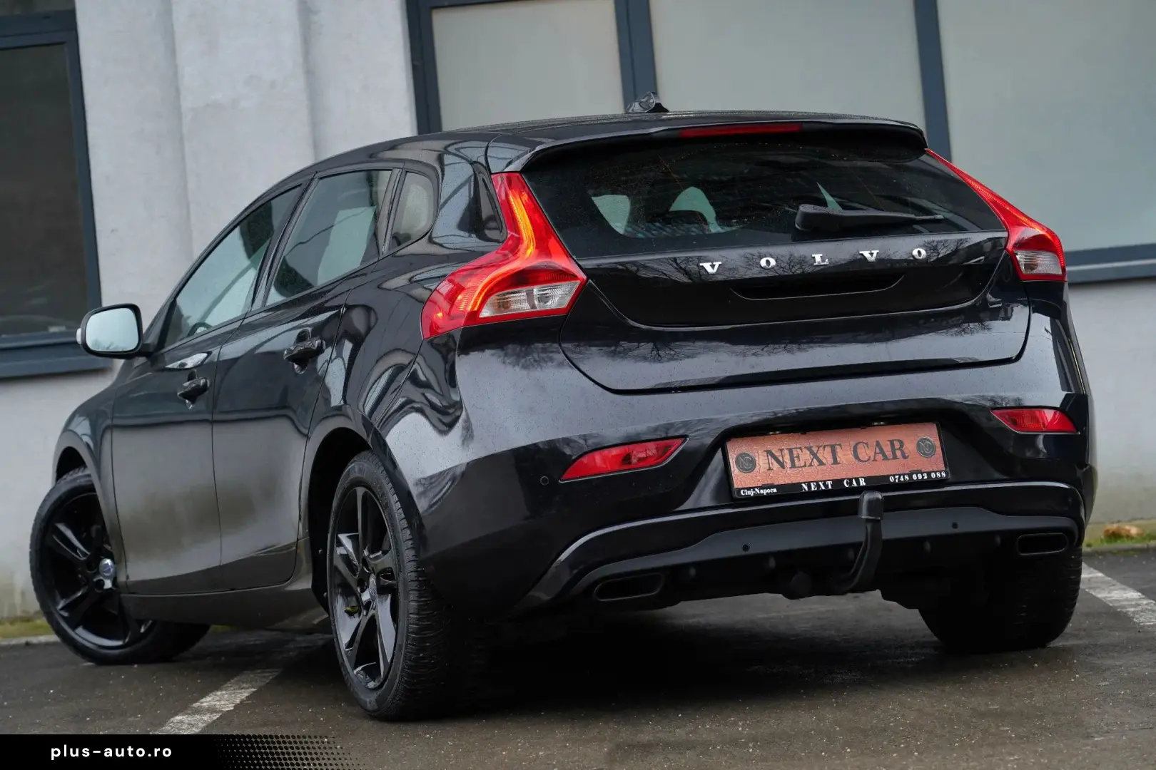 Volvo V40 Gen-Ii-2012