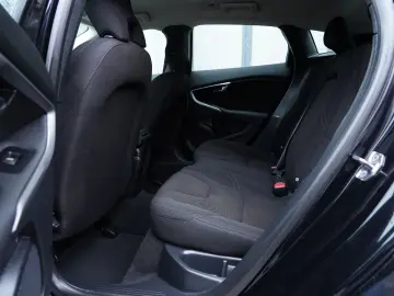 Volvo V40 Gen-Ii-2012