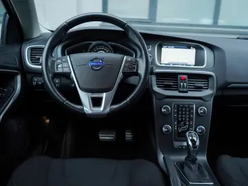 Volvo V40 Gen-Ii-2012