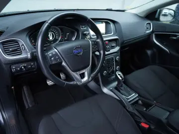 Volvo V40 Gen-Ii-2012