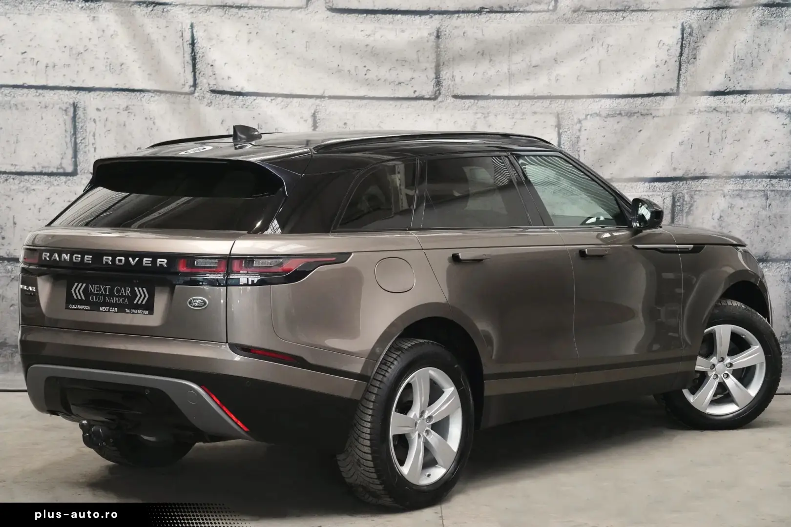 Land-Rover Range-Rover-Velar