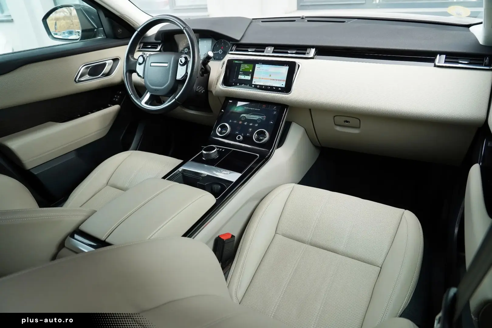 Land-Rover Range-Rover-Velar