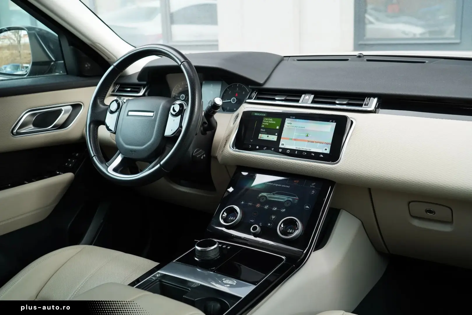 Land-Rover Range-Rover-Velar