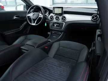 Mercedes-Benz Cla Gen-C117-2013-2018