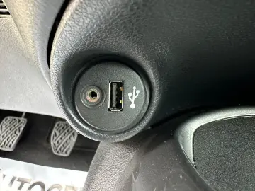 Nissan Juke Gen-I-2010-2019