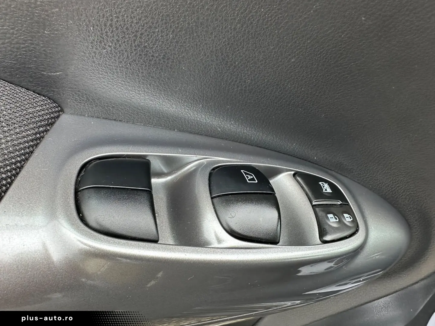 Nissan Juke Gen-I-2010-2019