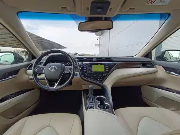Toyota Camry Executive