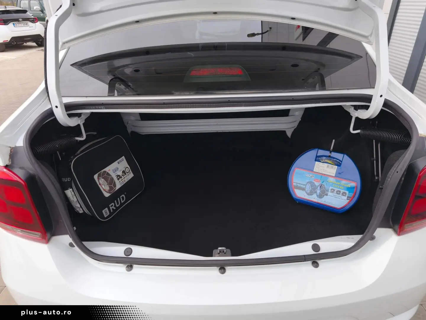 Dacia Logan 1.0 Tce Ambiance   2019  52000 km