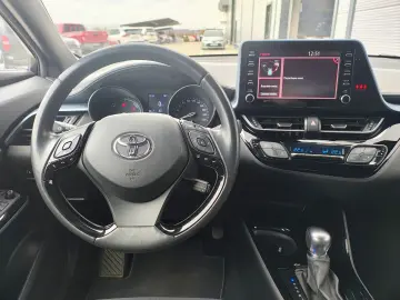 Toyota C-HR 1.8 HSD 122 CP 4x2 CVT Style