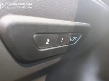 Toyota C-HR 2.0 Plug-in Hybrid Premiere Edition CVT