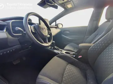 Toyota Corolla TS  1.8 HSD Business